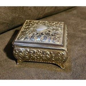 Vintage Gold tone Trinket/ring box Heart /Flowers & leaves decorating